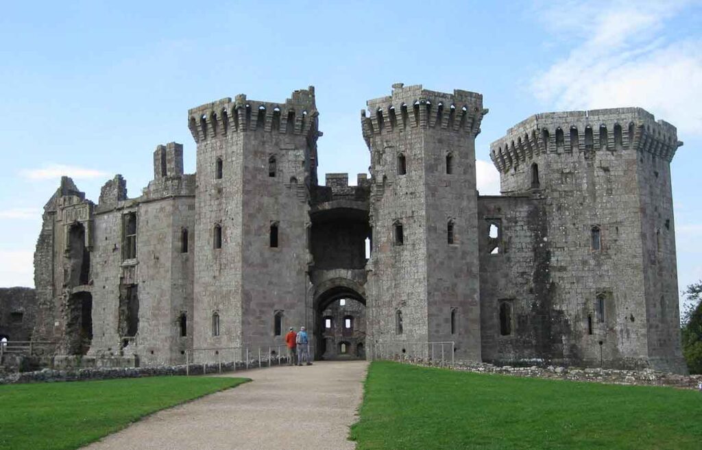 Monmouthshire Photos -  RAGLAN CASTLE© SUDOL MEDIA