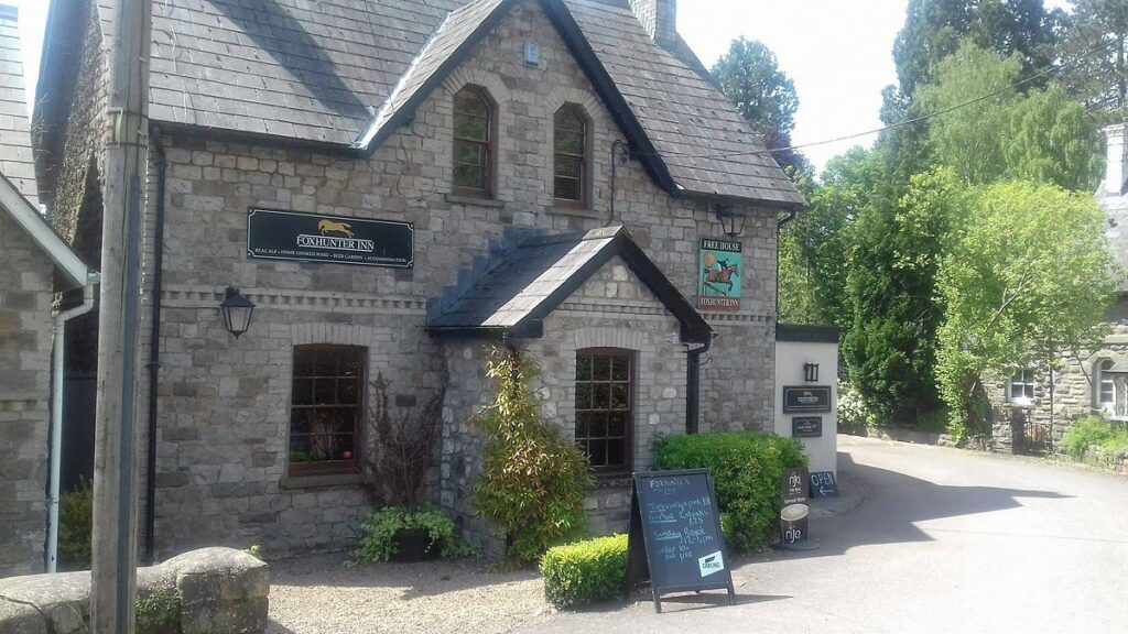 Foxhunter inn nantyderry