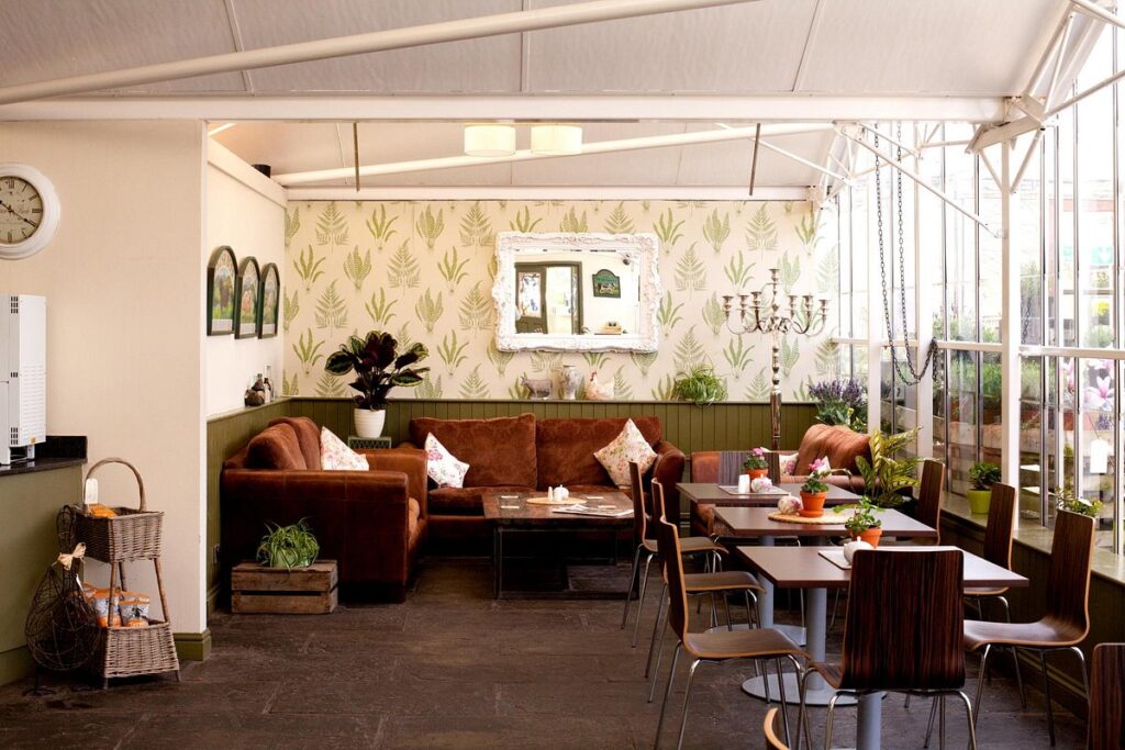 Morris's of usk garden centre llanbadoc
